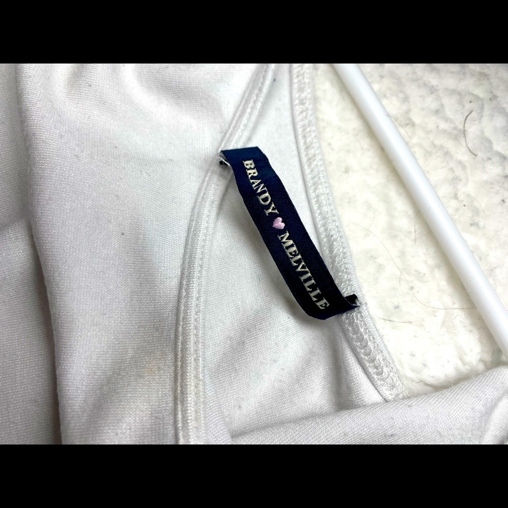 Brandy Melville Cropped Tank Top - Picture 4 of 4